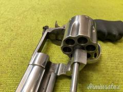 Smith & Wesson