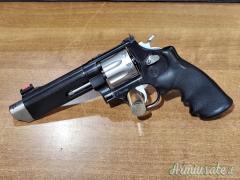 Smith & Wesson