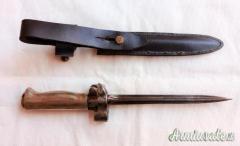 Pugnale d’assalto dotazione dei militari Assaltatori di Fanteria Esercito francese in trincea (WW1)