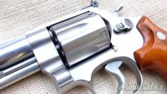 Smith & Wesson 629 .44 Auto Mag