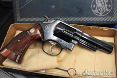 Smith & Wesson