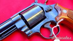 Smith & Wesson