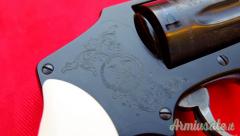 Smith & Wesson