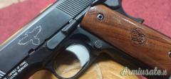 Smith & Wesson