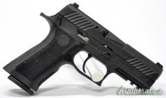 SIG-Sauer P320 9x21mm IMI