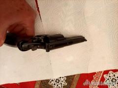Smith & Wesson