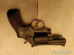 Smith & Wesson