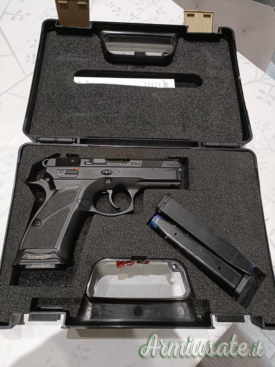 CZ compact | Ceska Zbrojovka p01 steel black 9x21mm IMI CZ compact | Ceska Zbrojovka p01 steel black 9x21mm IMI