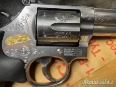 Smith & Wesson 686 NASCAR RACING .357 Magnum