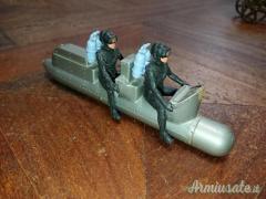 Modellini militari vintage in metallo, plastica, etc.