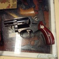 SMITH & WESSON 36 LADY SMITH cal. 38 SPL