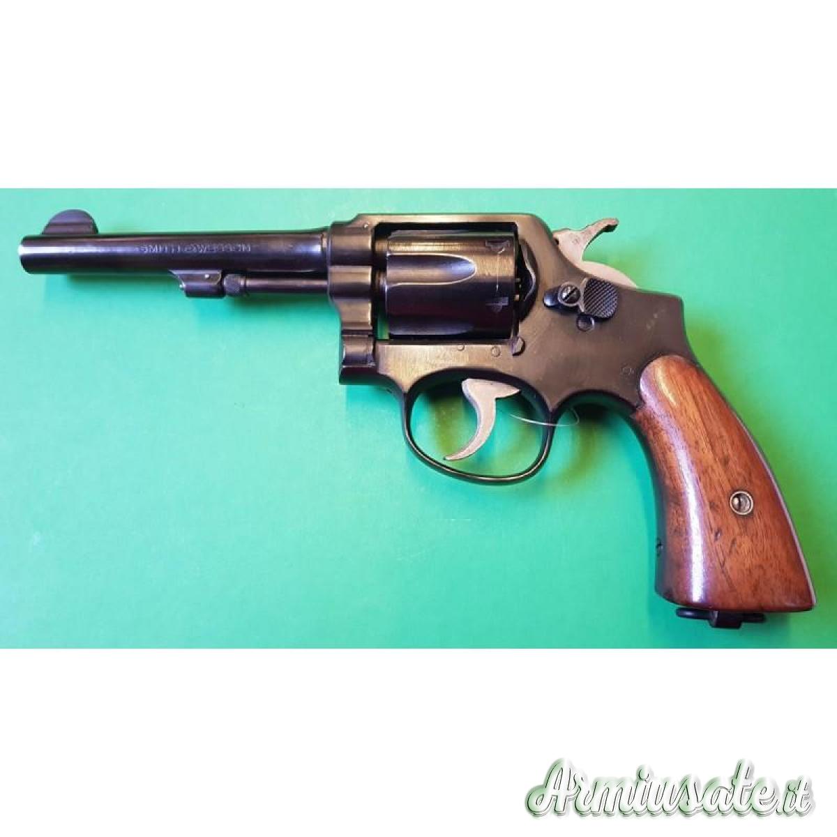 Smith and Wesson Military & Police 5 Smith and Wesson Military & Police 5