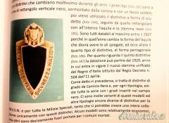 Distintivo d’epoca fascista da bavero da giacca per Ufficiale di grado “Centurione” della M.V.S.N.