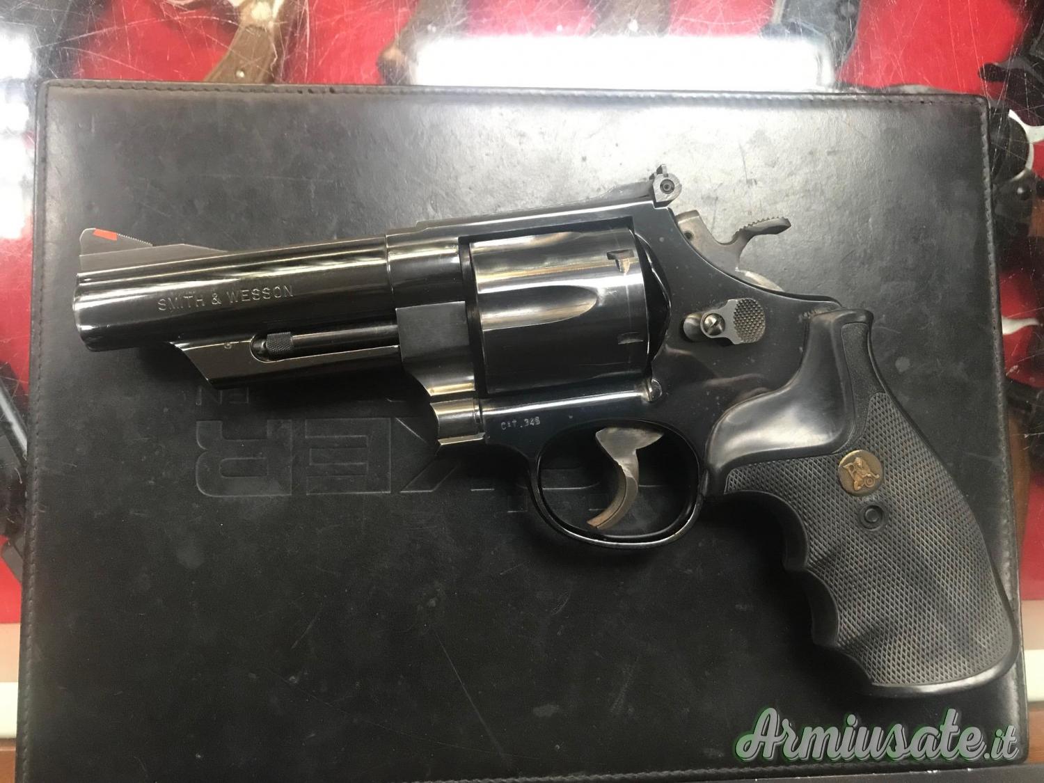 Smith & Wesson Smith & Wesson