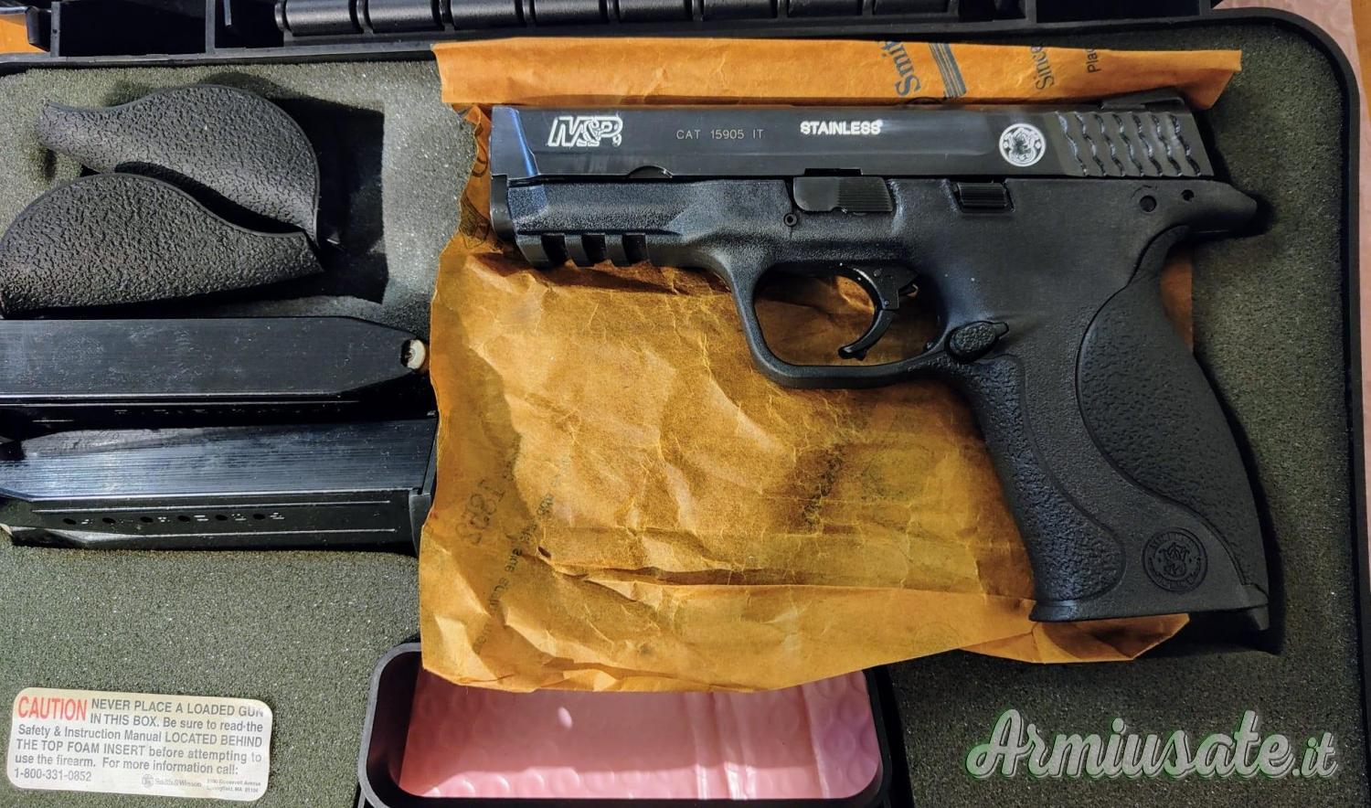Smith & Wesson M&P 9 v.1 9x21mm IMI Smith & Wesson M&P 9 v.1 9x21mm IMI