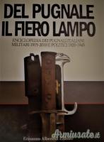 Accessorio epoca fascista coppia di guancette in bachelite di colore nero per pugnale Becco d'aquila