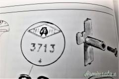 Accessorio epoca fascista coppia di guancette in bachelite di colore nero per pugnale Becco d'aquila