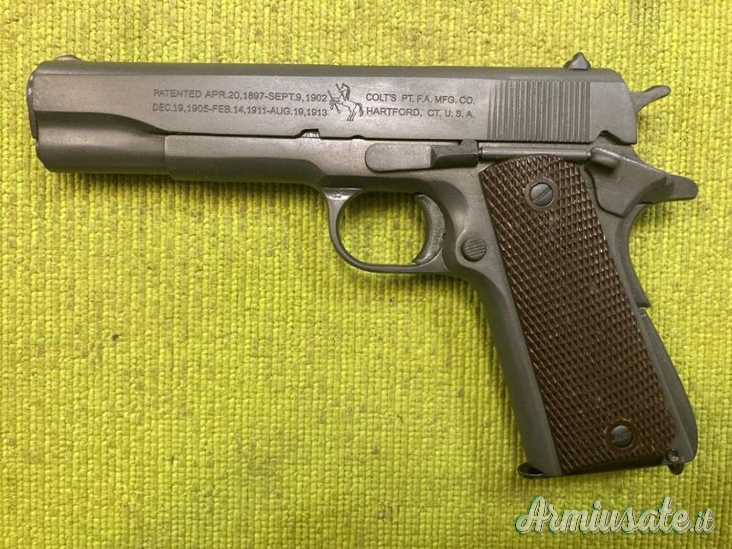 Colt 1911A1, 1943, Sportiva, .45 ACP Colt 1911A1, 1943, Sportiva, .45 ACP