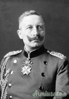 Cartolina soldato prussiano impiegato sul fronte mentre scrive alla propria famiglia (GERMANIA WW1)