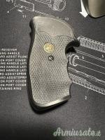 Guancette Pachmayr S&W 686