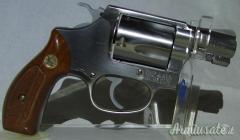 Pistola S&W 60-1 cal. 38spl con scatola e documenti