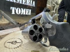 Smith & Wesson