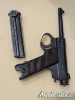 Pistola Nambu - Prenotata