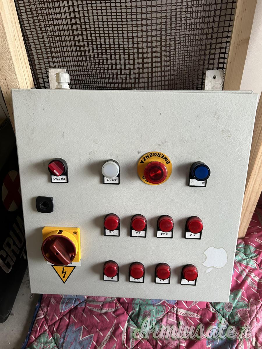 Quadro elettrico per automazione presse Quadro elettrico per automazione presse