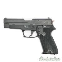 SIG-Sauer - P220 - 9 Steyr