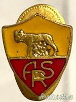 Lotto con 3 distintivi epoca fascista anni '30 in scatola dei quali: A.S. ROMA - P.N.F. - S.S. LAZIO