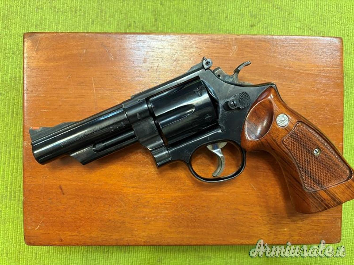 Smith & Wesson Smith & Wesson