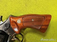 Smith & Wesson