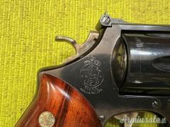 Smith & Wesson