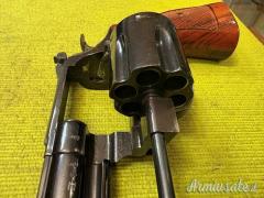 Smith & Wesson