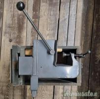 STGW 57 - APPARECCHIO PER RIEMPIMENTO CARICATORI