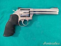S&W 617 .22 LR Long Rifle