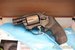 Smith & Wesson