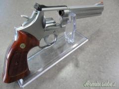 Smith & Wesson