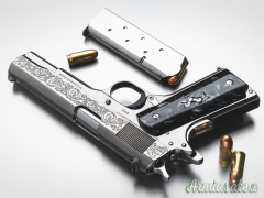 Colt 1911 War House .45 ACP
