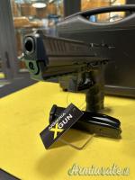 Smith & Wesson