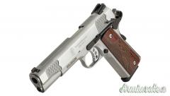 Smith & Wesson
