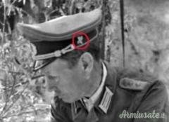 Fregio “divisionale” della “90.PANZERGRENADIER-DIVISION” cosiddetto “SARDINIENSCHILD” Fregio “divisionale” della “90.PANZERGRENADIER-DIVISION” cosiddetto “SARDINIENSCHILD”