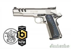 Smith & Wesson