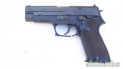 SIG-Sauer p220 .45 hP