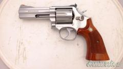 Smith & Wesson