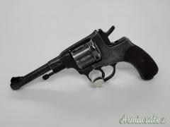 Revolver Nagant modello 1895 Cal 7,62 Nagant