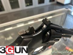 Smith & Wesson