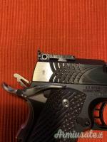 Smith & Wesson