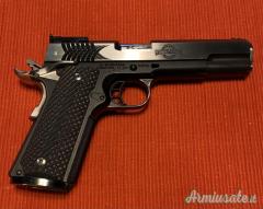Smith & Wesson