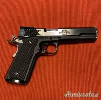 Smith & Wesson